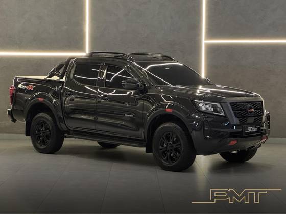 NISSAN FRONTIER 2.3 16V TURBO DIESEL PRO4X CD 4X4 AUTOMÁTICO NISSAN FRONTIER 2.3 16V TURBO DIESEL PRO4X CD 4X4 AUTOMÁTICO